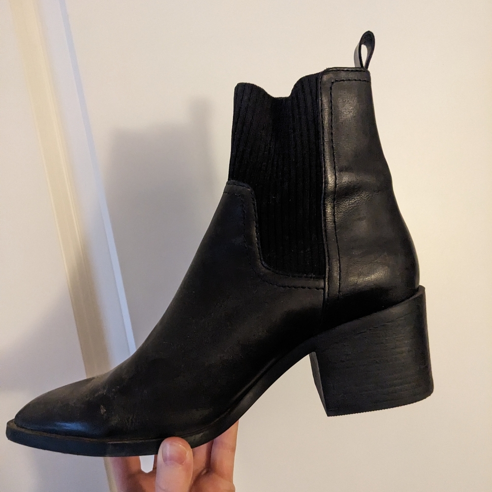 Steve Madden Abriel Ankle Bootie